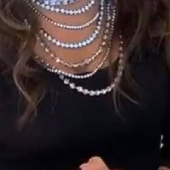 NWT White Housee Black Market Rose Statement Necklace - Picture 8 of 9